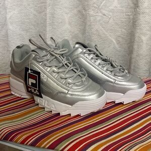 FILA Disruptor 2 Premium metallic low lace up sneakers NWT size 8